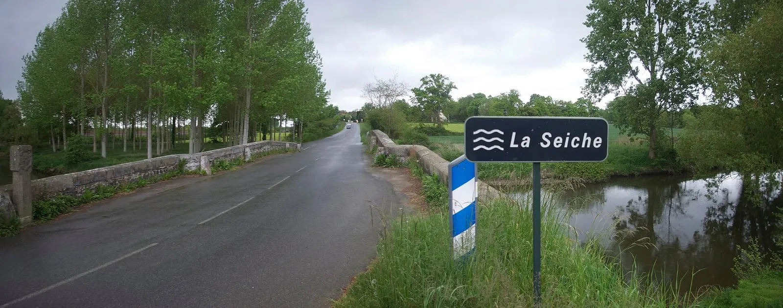 Le pont de Vaugon enjambe la Seiche entre Vern-sur-Seiche et Saint-Armel